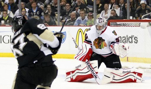 Sidney Crosby, Corey Crawford