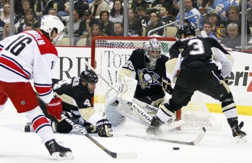 Elias Lindholm, Rob Scuderi, Marc-Andre Fleury, Olli Maatta