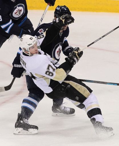 Sidney Crosby, Mark Stuart