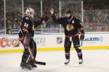 Corey Crawford, Patrick Sharp